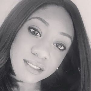 Meet your Posher, Hawa